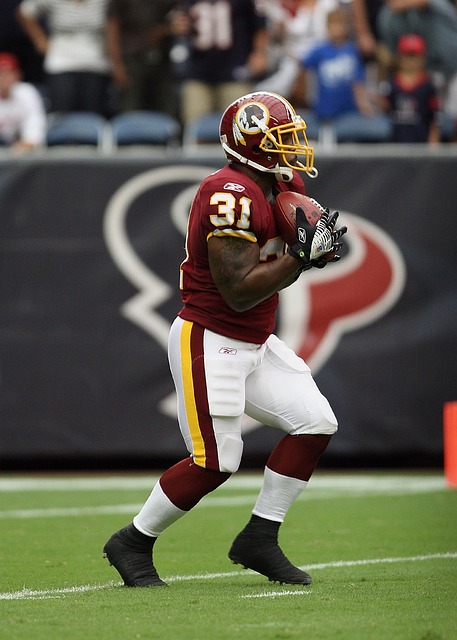 次释放出明 次释放出明